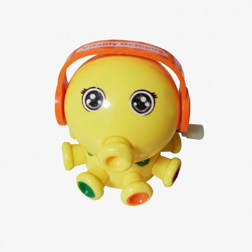 婴儿宝宝黄色小玩具听音乐可爱型转png