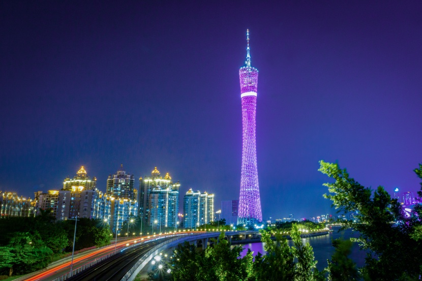 广州塔城市夜景风光图片